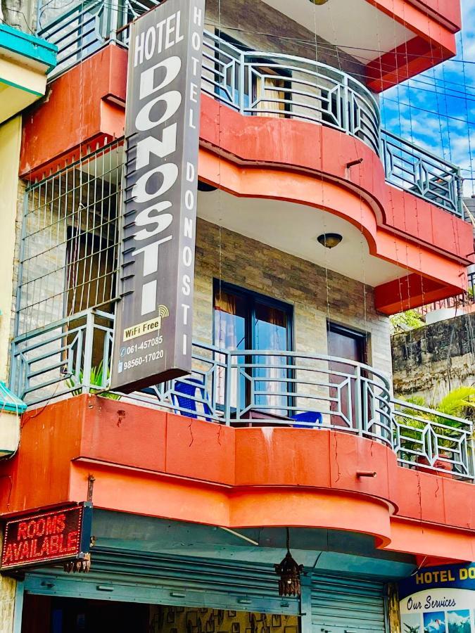 Hotel Donosti Pokhara Buitenkant foto